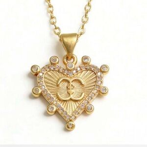 Fashion Jewelry Gold Heart Pendant Necklace with Crystal Accents